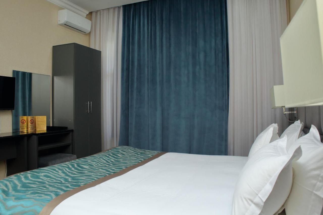 Golden Hotel Bishkek Exterior photo